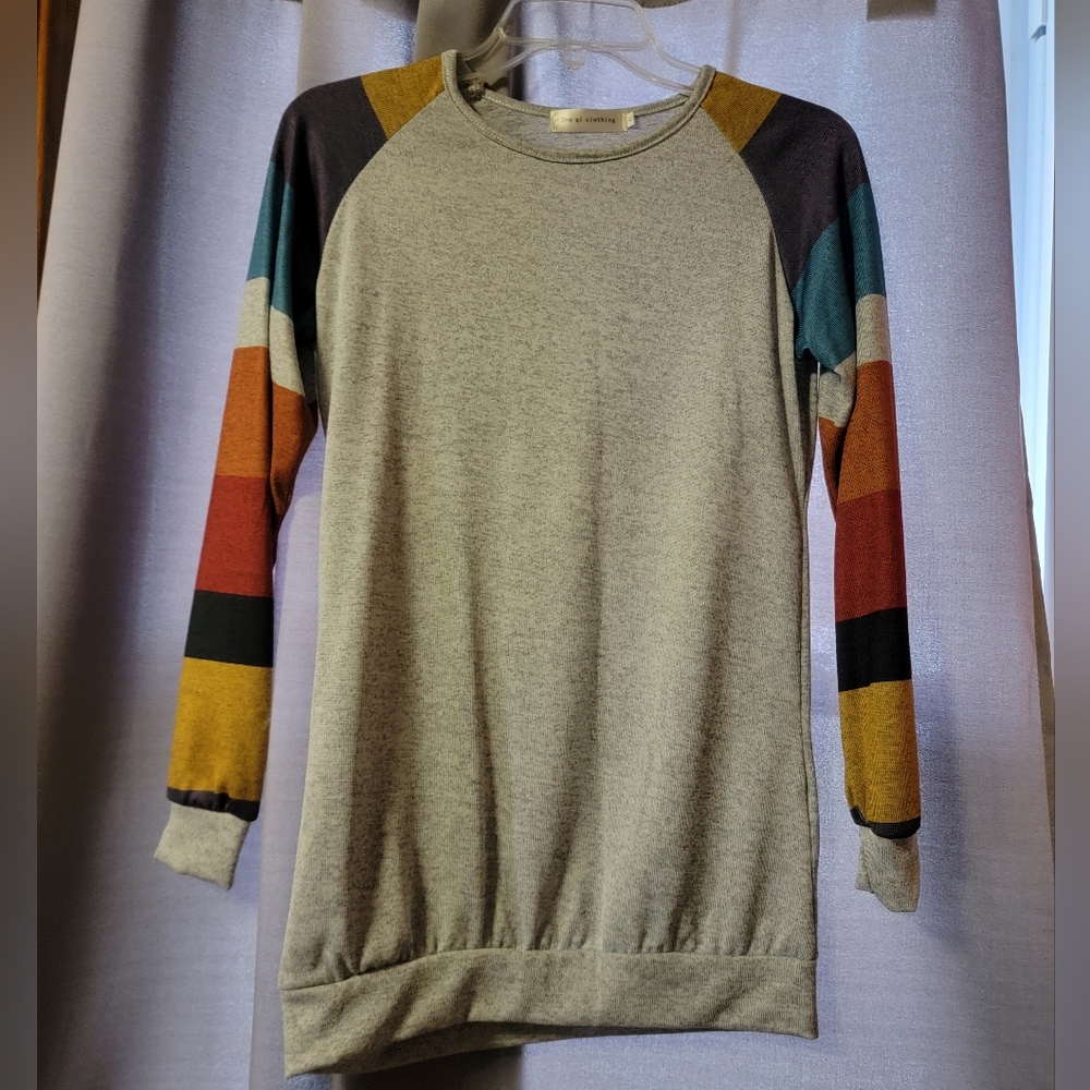 Uno qui Striped Sleeve Top